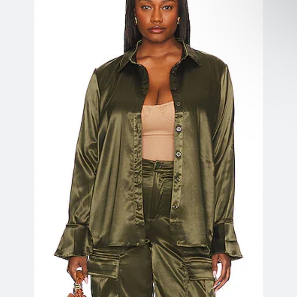NWT Remi x Revolve Serena button up satin shirt olive green blouse Plus 0X